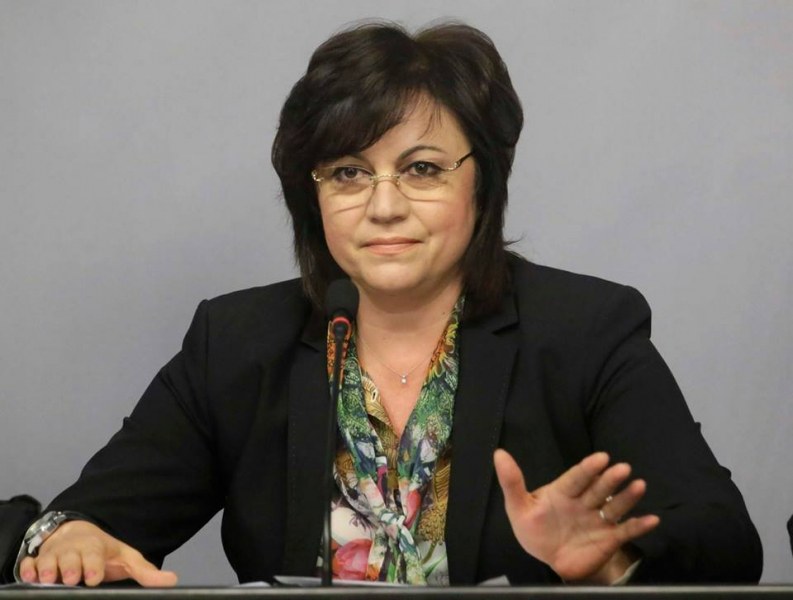 Нинова остро срещу Станишев: Шефът на ЕНП не е евродепутат