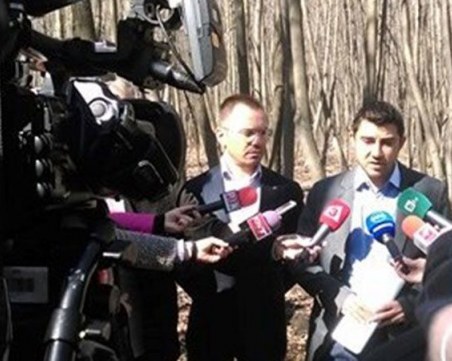 Джамбазки и Контрера: Циганозащитниците да бъдат пращани да живеят в гета!