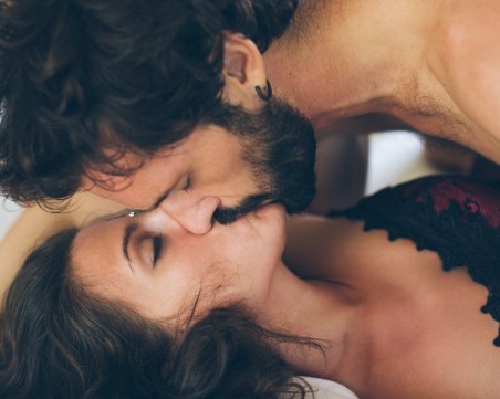 Причините, поради които жените и мъжете изневеряват