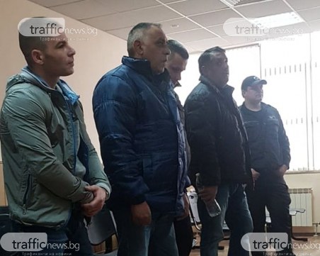 Съдът  глоби роднина на Цар Киро, суфлира при разпит