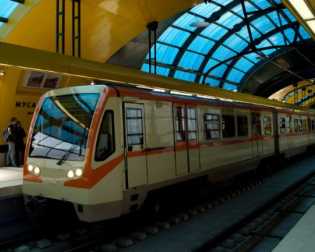 Забравен багаж затвори за кратко метростанция в София