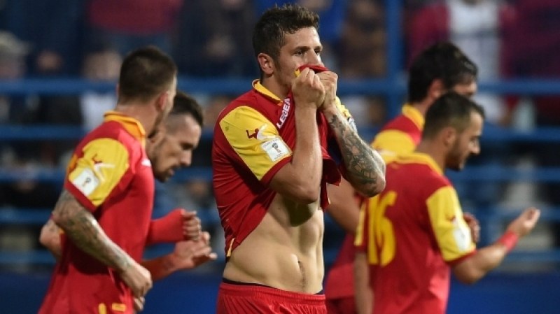 Черна гора без двете си звезди срещу България