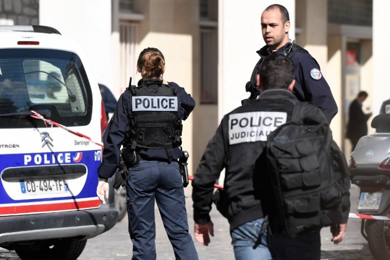 Франция задържа терорист, планирал атаки в Париж и София
