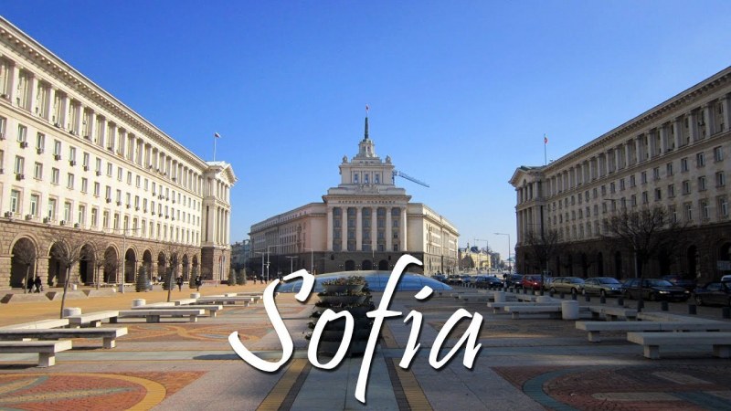 Наплив от чужденци в София: Eвтино е, вкусно е, на ден 50 лева стигат!