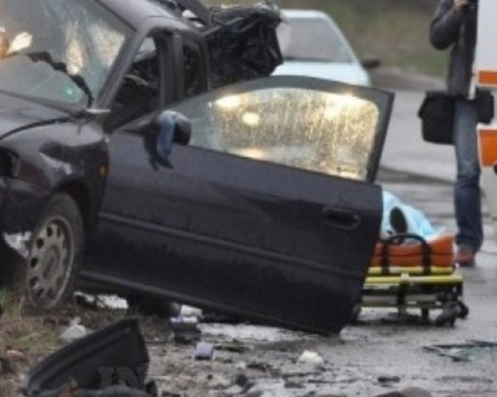 Две жертви след верижен ад край Омуртаг. Пътят София-Варна – блокиран!