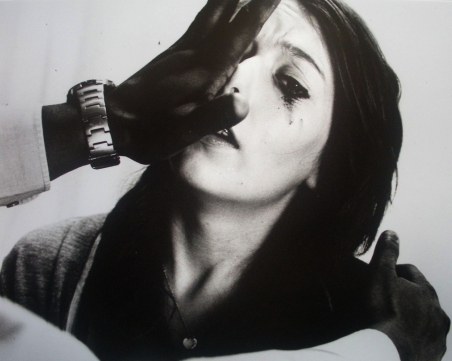 Какво трябва да направи един българин, ако хване жена си в изневяра? ВИДЕО