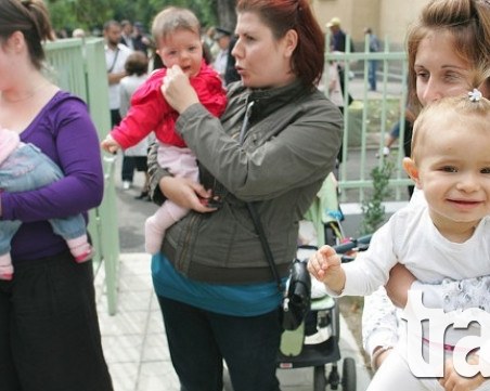 По-малко бумащина при кандидатстване за семейни помощи за деца