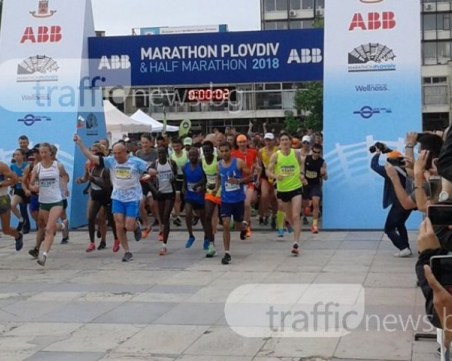 Близо 150 кг тежат медалите на маратон Пловдив