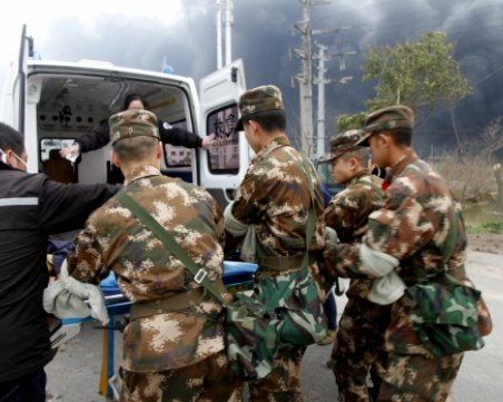 47 души са загинали при експлозията в химически завод в Китай СНИМКИ