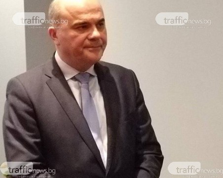 До 2023-а можем да избираме как да ни изчисляват пенсиите. А после?