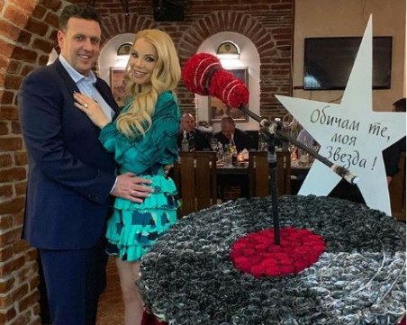 Емилия на 37: Обичаме и живеем за децата си СНИМКИ