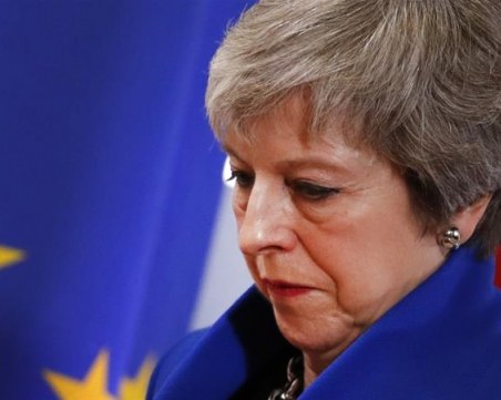 Мей склони! ЕС със сценарий за две дати за Brexit – 12 април и 22 май
