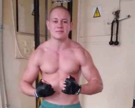 Обвинен за убийство получи 1 г. затвор за стари прегрешения. Хили се в съда