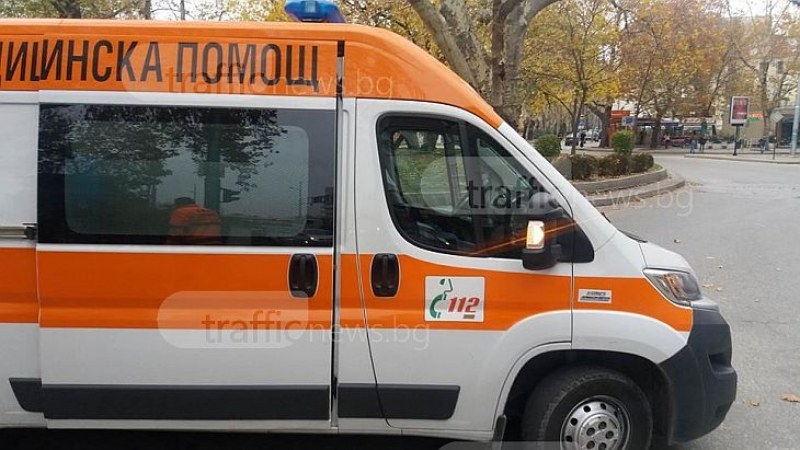 Хванаха пиян шофьор на линейка в Пловдив, който предизвикал катастрофа