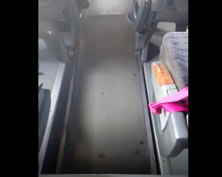 Автобус убиец едва не се разглоби, докато вози пътници за Пловдив ВИДЕО