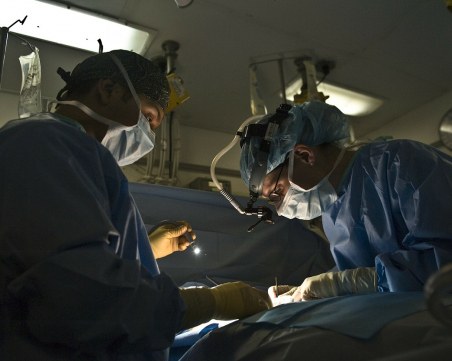 Броят на операциите в страната расте. Населението ни – намалява!