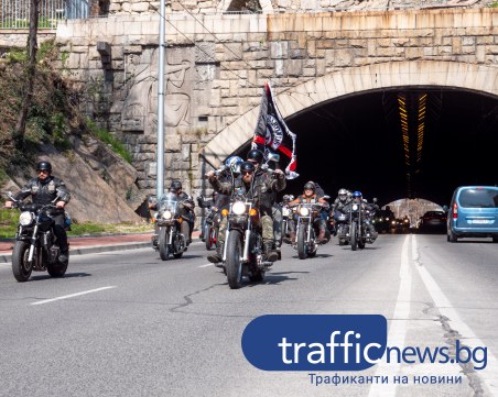 Най-яките мотори дефилираха в Пловдив навръх Първа пролет