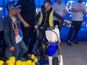 Шампионът по мотокрос Мартин Тодоров връща мотокроса в родния Перник