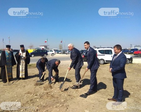 За 180 дни завършват новото кръгово край Пловдив за 1 милион лева