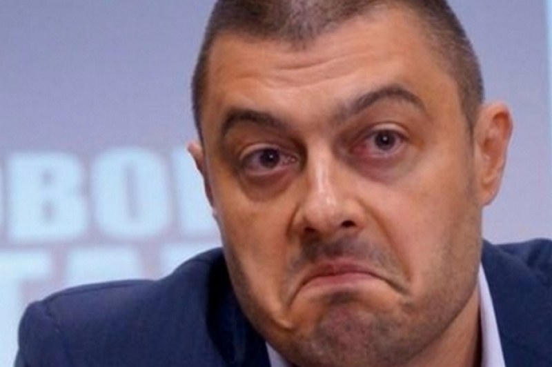 Бареков обясни защо не е участвал в гласуването в Европарламента СНИМКА