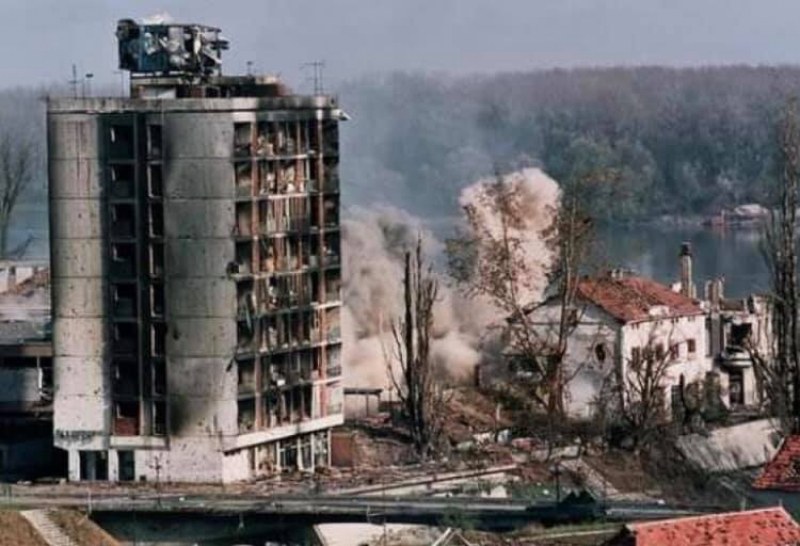 Вучич: НАТО извърши престъпление към Сърбия преди 20 години