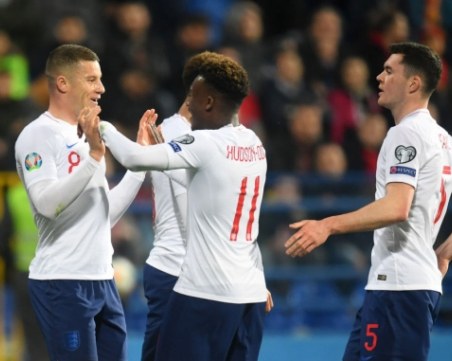 Англия сложи петица и на Черна гора ВИДЕО