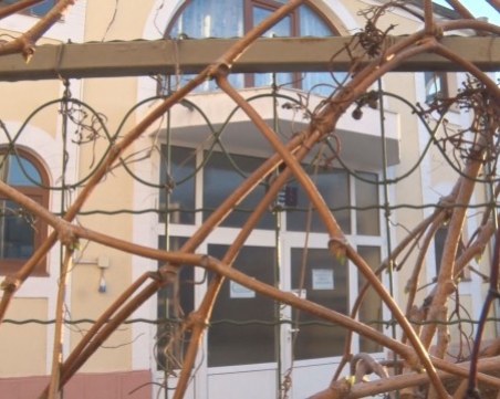 Мюфтийството затваря магазин в Нови пазар – продавал свинско и алкохол!