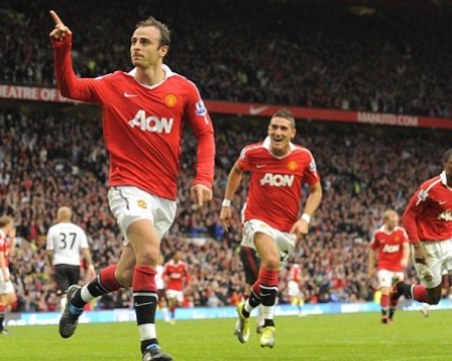 Бербатов с поредно признание в Англия