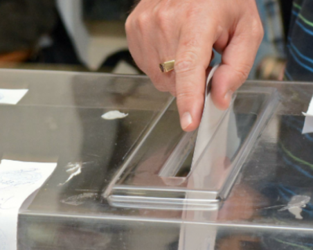 Евроизборите поскъпват с 10 милиона, вотът през май ще глътне 32,4 млн.