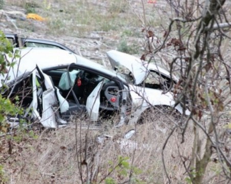 Млад мъж се преобърна на пътя и загина намясто!
