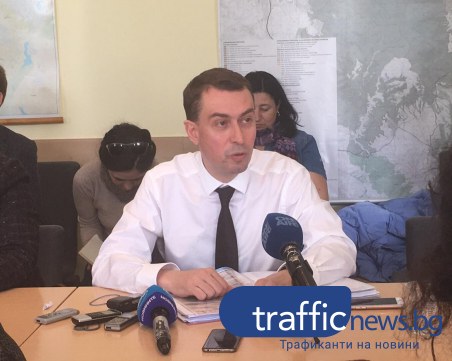 Прехвърлят като горещ картоф разрешителното за небостъргача 