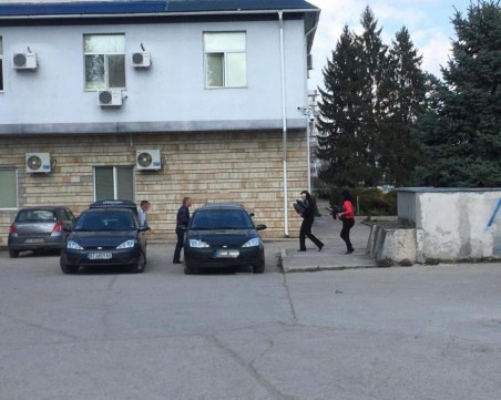 Прокуратурата влезе в община Стражица! Още няма задържани