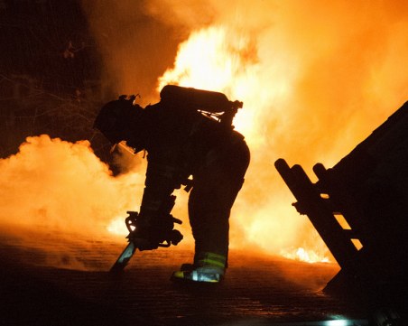 Огнен ад! Три трупа след пожар в център за психично здраве в Пловдив