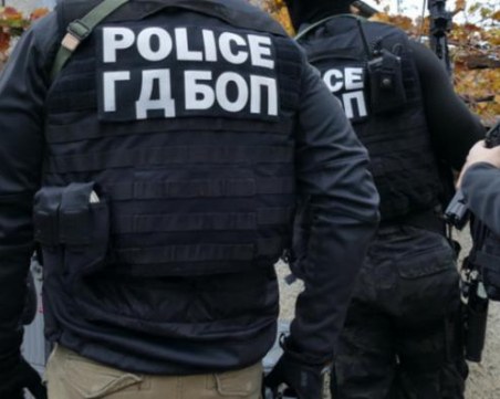 Пипнаха банда от деветима, пласирала кокаин и амфети из Варна