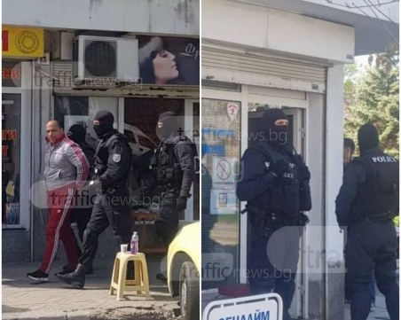 Шестима в ареста след акцията на Икономическа полиция срещу таксиметровите превозвачи