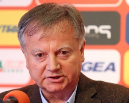 Собственик на ЦСКА се оттегля от клуба