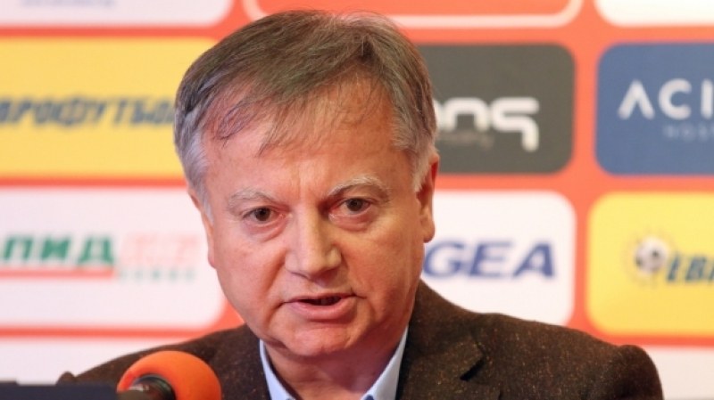 Собственик на ЦСКА се оттегля от клуба