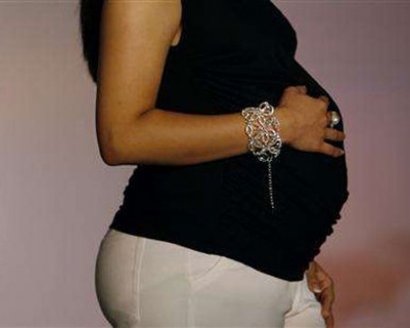 Любовта е сляпа, но прокуратурата - не! Осъдиха младеж, забременил 14-годишна край Пловдив