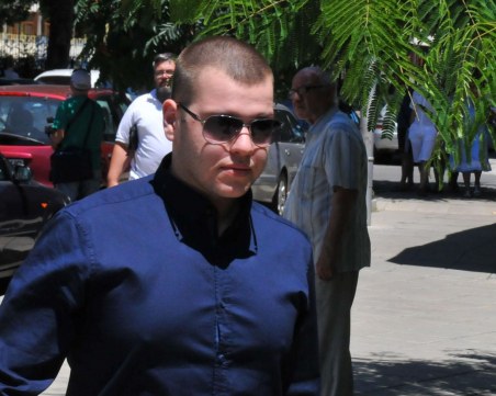 Студентът, блъснал слепи туристи в Несебър, няма да лежи в затвора