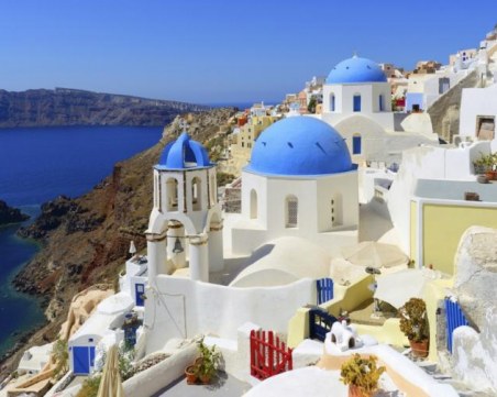 По 3 000 гърци на година потеглят към България след смъртта си