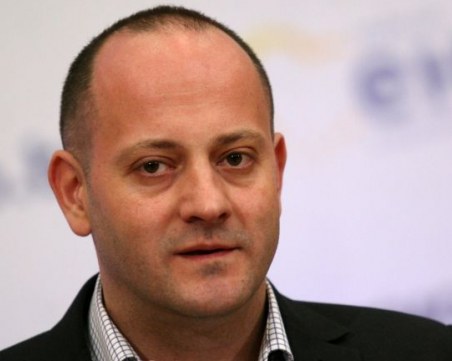 Радан Кънев  оглави евролистата на 