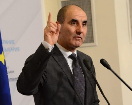 Цветанов: Няма никаква намеса в Закона за вероизповеданията