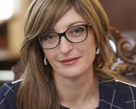 Захариева: Чавушоглу ми звъня за закона, но нямаше натиск