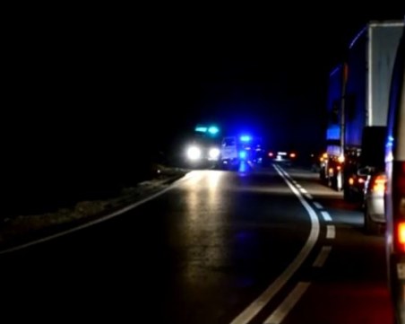 Челен удар на пътя Русе-Бяла! Трима души са в болница