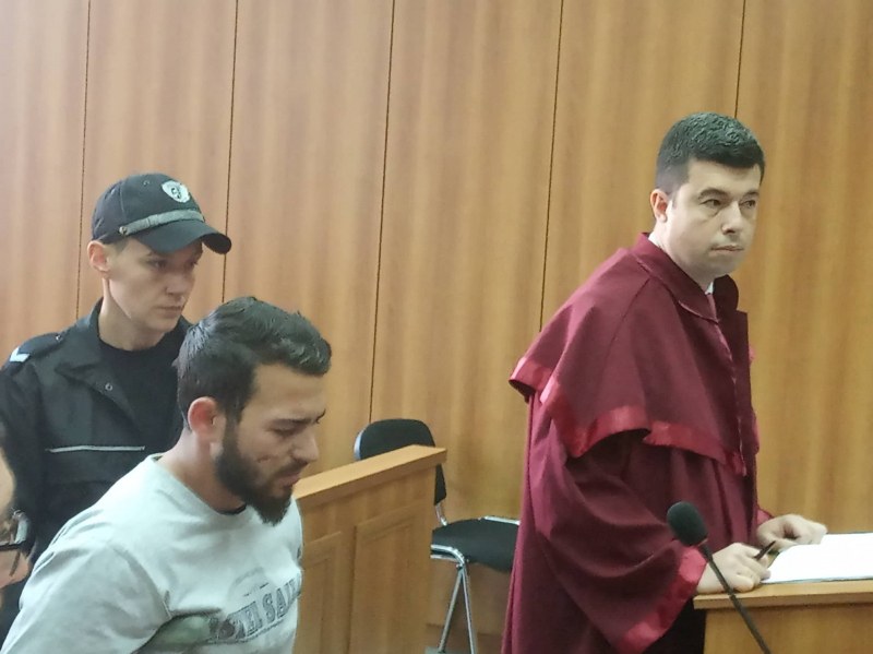 Андон Огнянов, убил 4-ма при катастрофа край Пловдив, остава в ареста