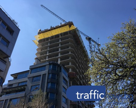 Сдружение иска две оставки заради 