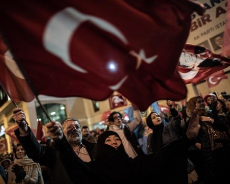 Кахъри за Ердоган, губи Анкара, Измир, на път е и Истанбул