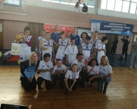 Академик Бултекс 99 сбъдва мечтата на състезател от специалния отбор