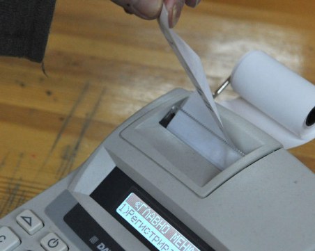 Започна се: Инспектори на НАП тръгват по обектите, проверяват за новите касови апарати