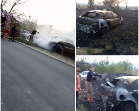 Пироман драсна клечката на сухи треви в Пловдив, кола изгоря до основи